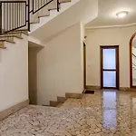 Lejlighed Centro - Trilocale Con Balcone - Ideale Per Famiglie - Feeling