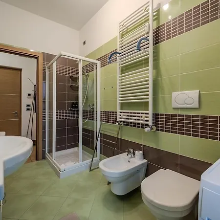 Centro - Trilocale Con Balcone - Ideale Per Famiglie - Feeling Apartamento *