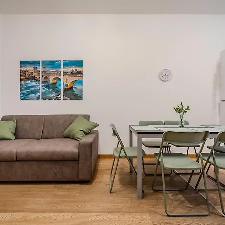 Centro - Trilocale Con Balcone - Ideale Per Famiglie - Feeling Apartamento