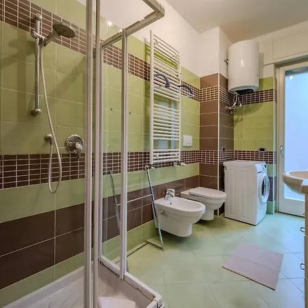 Centro - Trilocale Con Balcone - Ideale Per Famiglie - Feeling Apartamento *