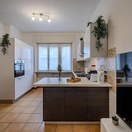 Apartamento Centro - Trilocale Con Balcone - Ideale Per Famiglie - Feeling Verona